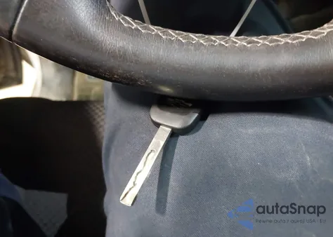 2017 Chevrolet Silverado 1500 1Lt из США, поврежденный, VIN 1GCVKREC3HZ138355